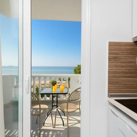 Apart Otel Boutique Giannikis By The 3*