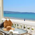 Apartahotel Boutique Giannikis By The 3*