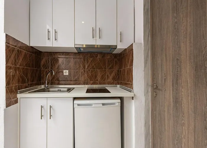 Boutique Giannikis By The Apartahotel