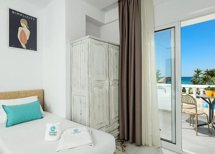 Boutique Giannikis By The Apartahotel