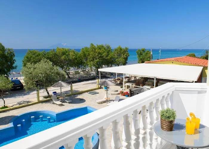 Boutique Giannikis By The 3*